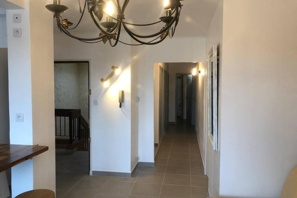 Grands Buffets Hebergement Appartement 纳博讷 外观 照片