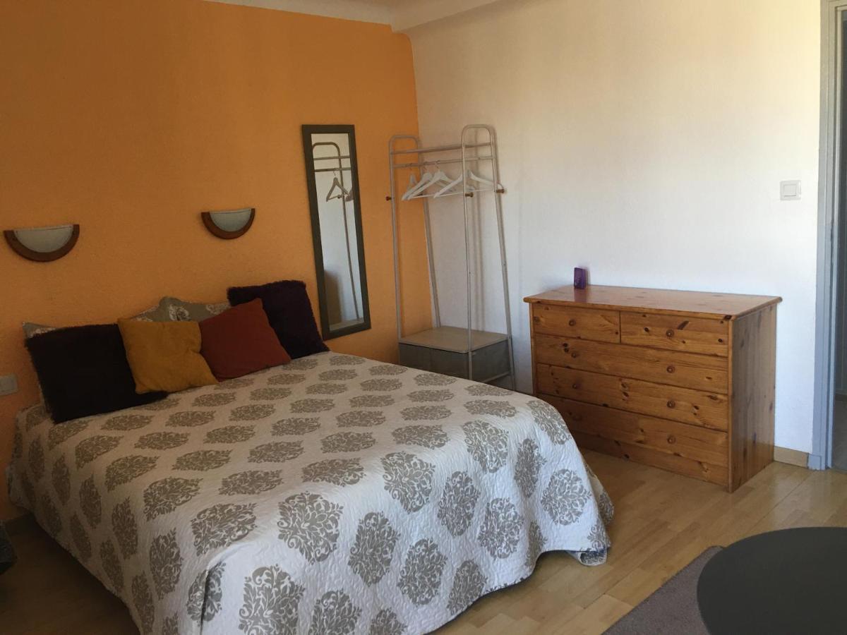 Grands Buffets Hebergement Appartement 纳博讷 外观 照片